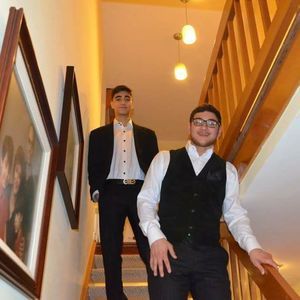 Meet your Posher, Cyrus